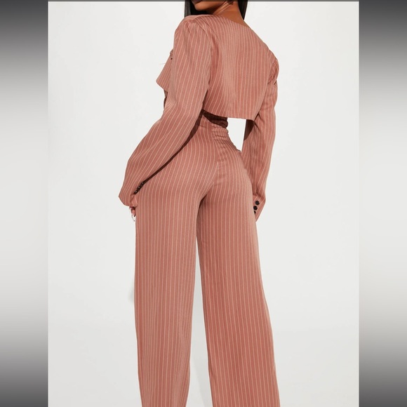 Jumpsuit Set Taupe - Picture 4 of 9